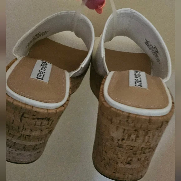 Steve Madden Joanne White Wedges - Picture 3 of 5
